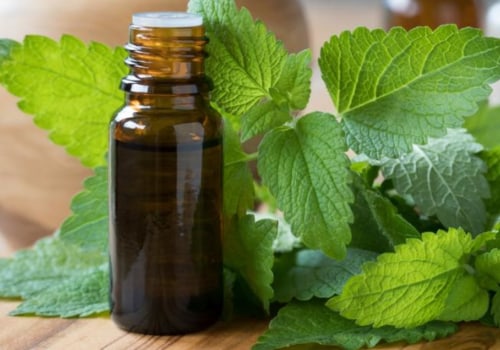 Essential Oils for Immune Health: Natural Remedies for Prevention of Herpes Lips